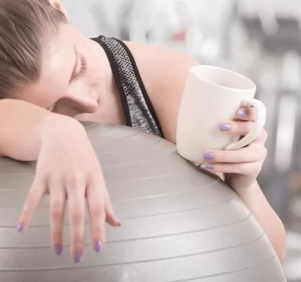 working-out-when-youre-tired-benefits-tips-and-when-to-rest